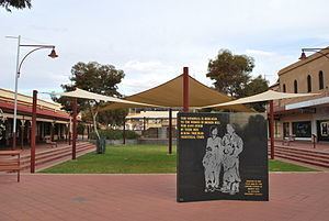Broken Hill Women's Memorial httpsuploadwikimediaorgwikipediacommonsthu