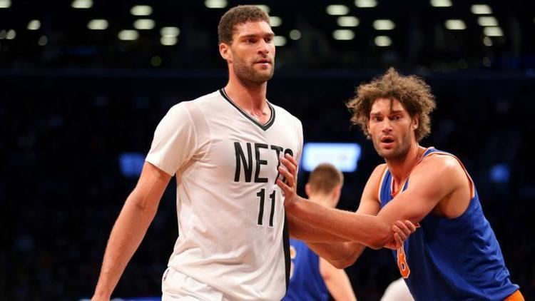Brook Lopez WATCH Bulls coach confuses newlyacquired Robin Lopez with brother