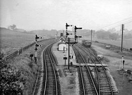 Broom Junction railway station httpsuploadwikimediaorgwikipediacommonsthu