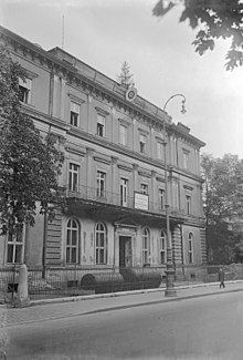 Brown House, Munich httpsuploadwikimediaorgwikipediacommonsthu