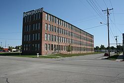 Brown Shoe Company Factory httpsuploadwikimediaorgwikipediacommonsthu