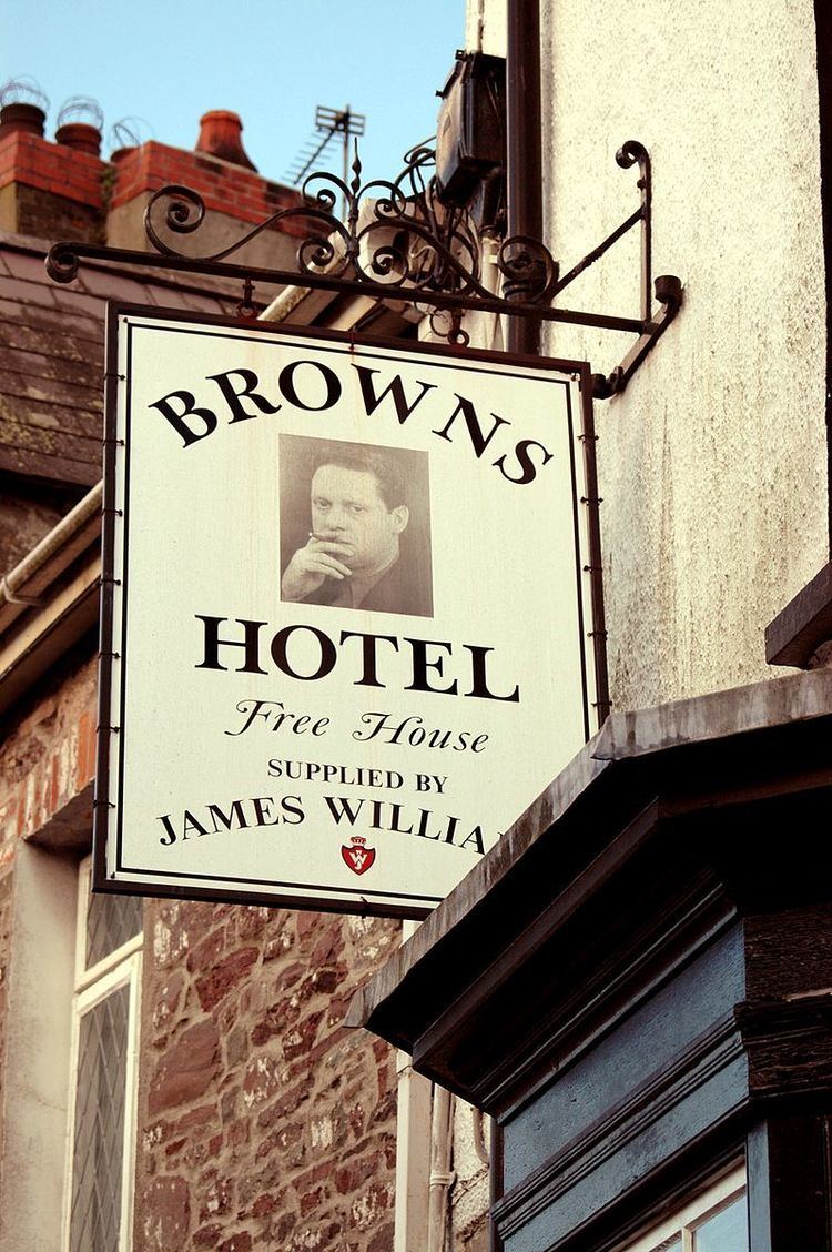 Brown's Hotel (Laugharne)