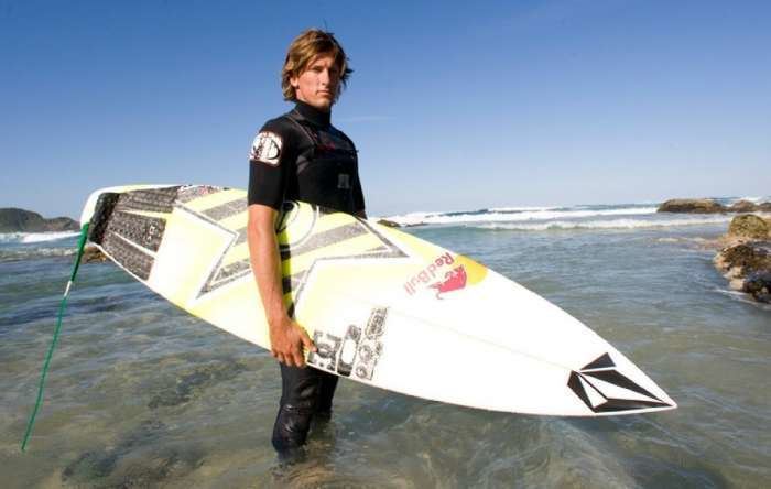 Bruce Irons (surfer) Renowned surfer Bruce Irons to drop in at Beaches today