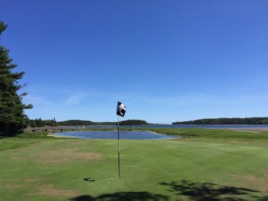 Brudenell River Golf Course httpsmediacdntripadvisorcommediaphotos08