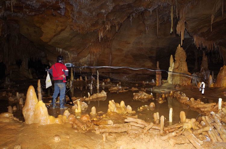 Bruniquel Cave In Photos Stunning Stalagmite Structures Discovered in French Cave