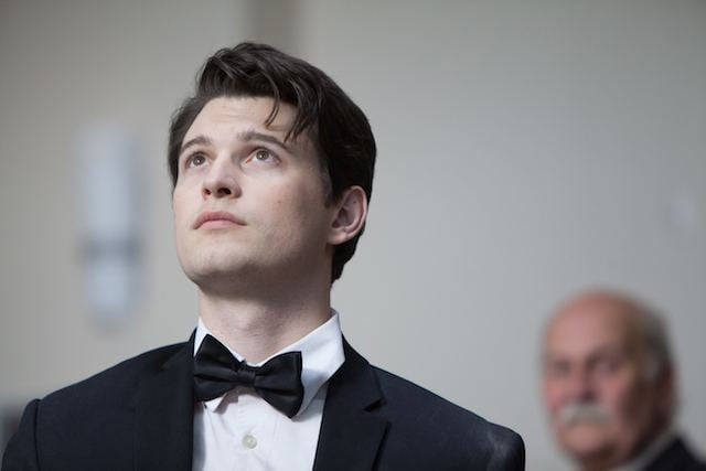 Bryan Dechart - Wikipedia