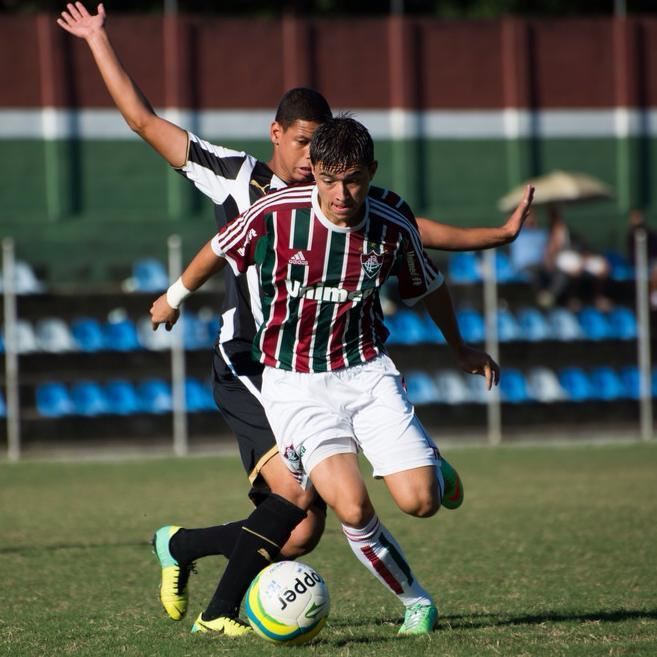 Bryan Olivera Bryan Olivera ascendido a la primera de Fluminense Embajadores del Gol