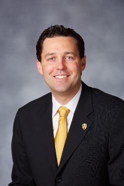 Bryce Drew Bryce Drew Mens Basketball Coaches Official Athletic Site of