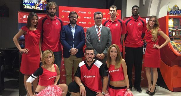 Bàsquet Manresa Sportium es presenta com a nou coespnsor del Bsquet Manresa ICL