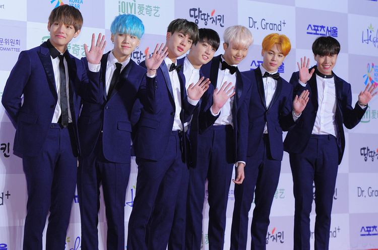 BTS (band) How Korean Boy Band BTS Broke a US Kpop Chart Record Without