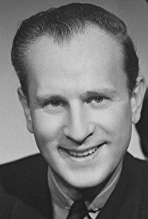 Bud Abbott iamediaimdbcomimagesMMV5BMjA1MjIzMjQzMV5BMl5