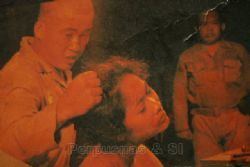A sad scene from the from the movie, The Slave of Lust (Sjuman Djaya, 1983) It is when Fatima (Jenny Rachman) becomes a slave to the lust of the Japanese soldiers, besides being an outlet for lust, Fatima is also often tortured.