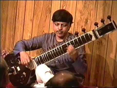 Budhaditya Mukherjee Budhaditya Mukherjee amp Subhen Chaterjee Play Piloo