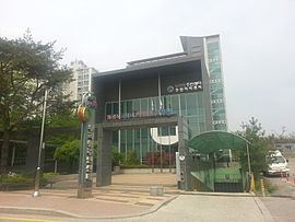 Bugok-dong, Uiwang httpsuploadwikimediaorgwikipediacommonsthu