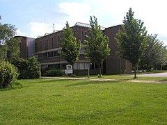 Bulmershe College httpsuploadwikimediaorgwikipediacommonsthu
