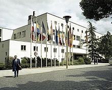 Bundeshaus (Bonn) httpsuploadwikimediaorgwikipediacommonsthu