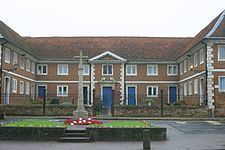 Buntingford almshouses httpsuploadwikimediaorgwikipediacommonsthu