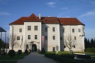 Burgau, Styria httpsuploadwikimediaorgwikipediacommonsthu