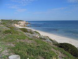 Burns Beach, Western Australia httpsuploadwikimediaorgwikipediacommonsthu