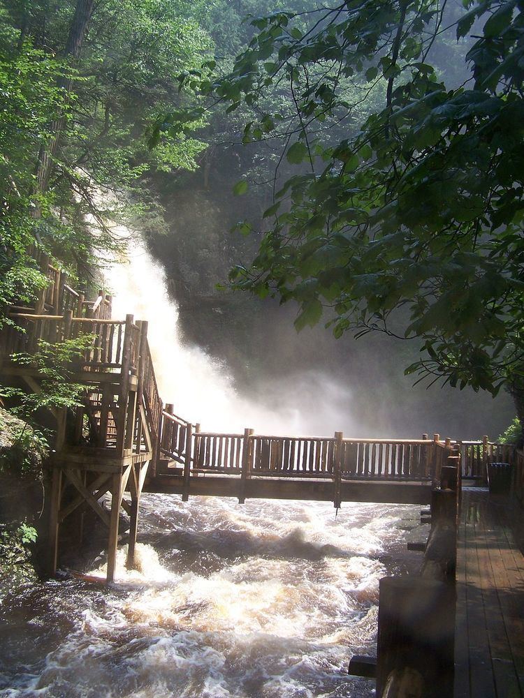 Bushkill Falls httpsuploadwikimediaorgwikipediacommonsthu