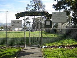 Bushrod Park, Oakland, California httpsuploadwikimediaorgwikipediacommonsthu