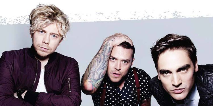 Busted (band) Charlie Simpson Is Back In Busted Band Announce UK Tour News