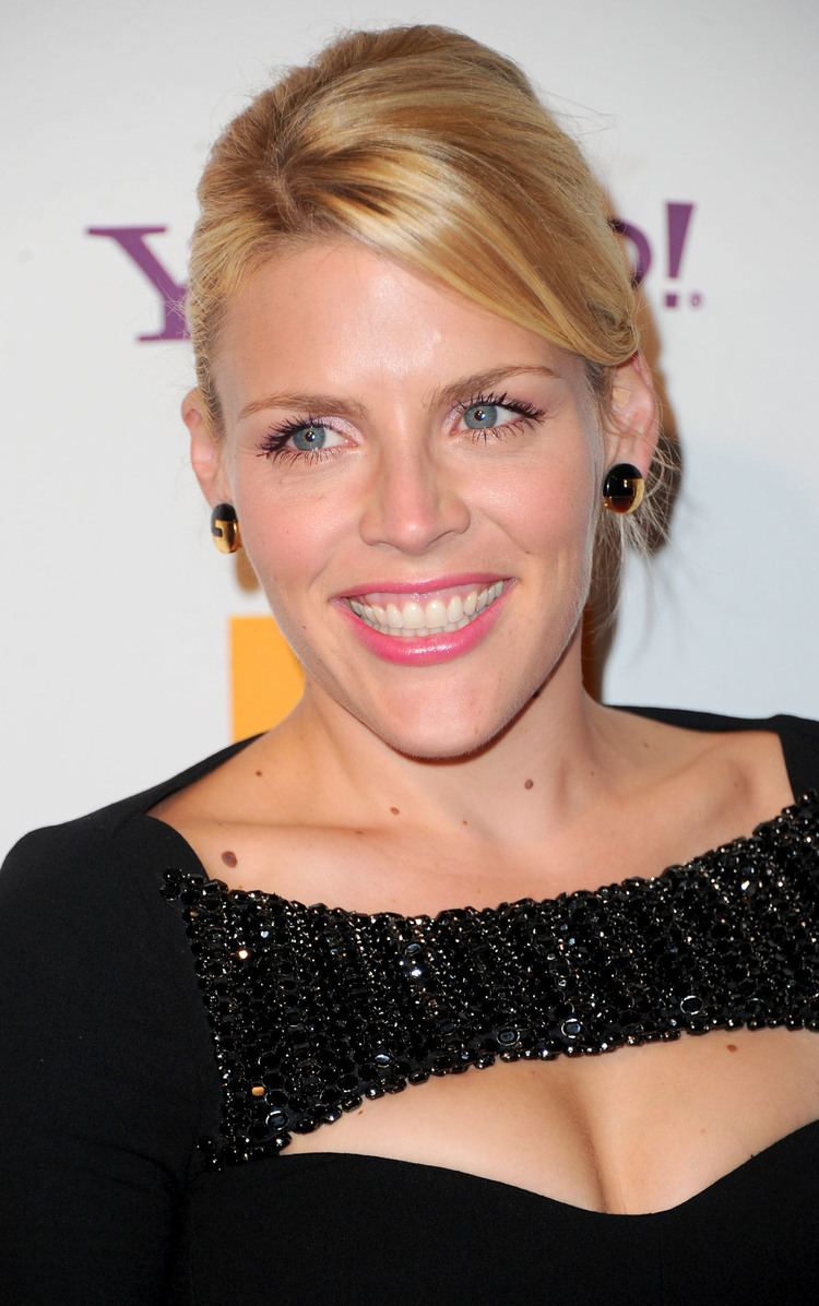 Busy Philipps Busy Philipps brought her brightest smile to the Hollywood
