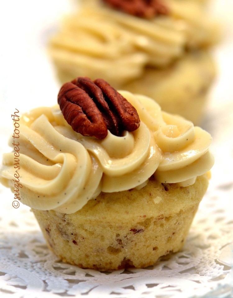 Butter pecan Butter Pecan Mini Cupcakes with Maple Buttercream suzie sweet tooth
