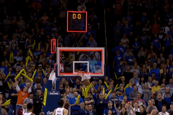 Buzzer beater 10 Best BuzzerBeaters From the 201415 NBA Season