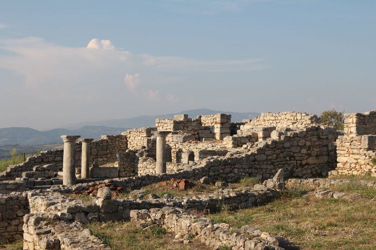 Byllis BYLLIS A SECRET ARCHEOLOGICAL SITE IN ALBANIA Living in Montenegro