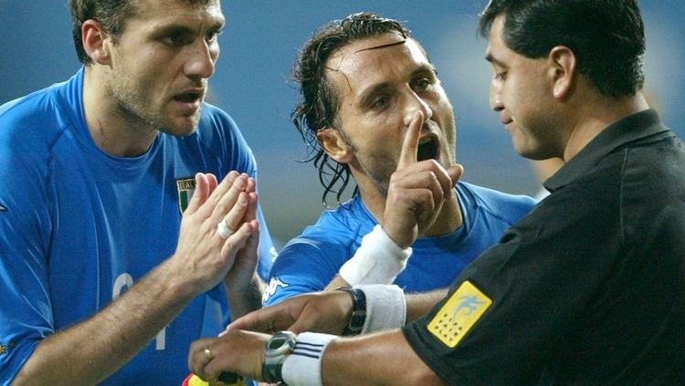 Byron Moreno Why Byron Moreno became known as the 39worst soccer referee
