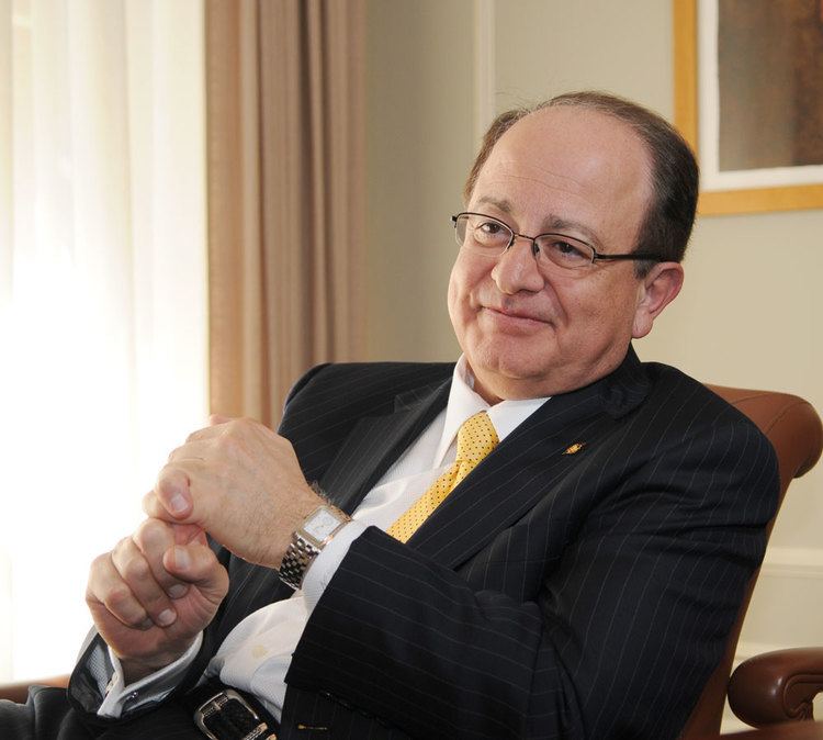 C. L. Max Nikias Administrators will miss Sample but have high hopes for