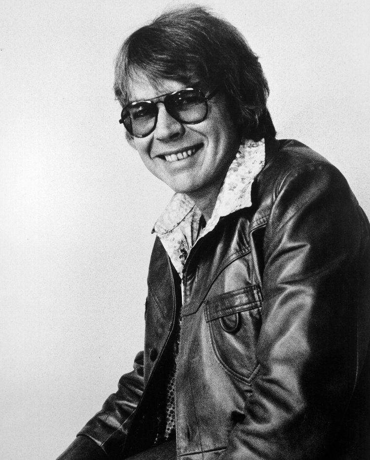 C. W. McCall CW McCall New Music And Songs