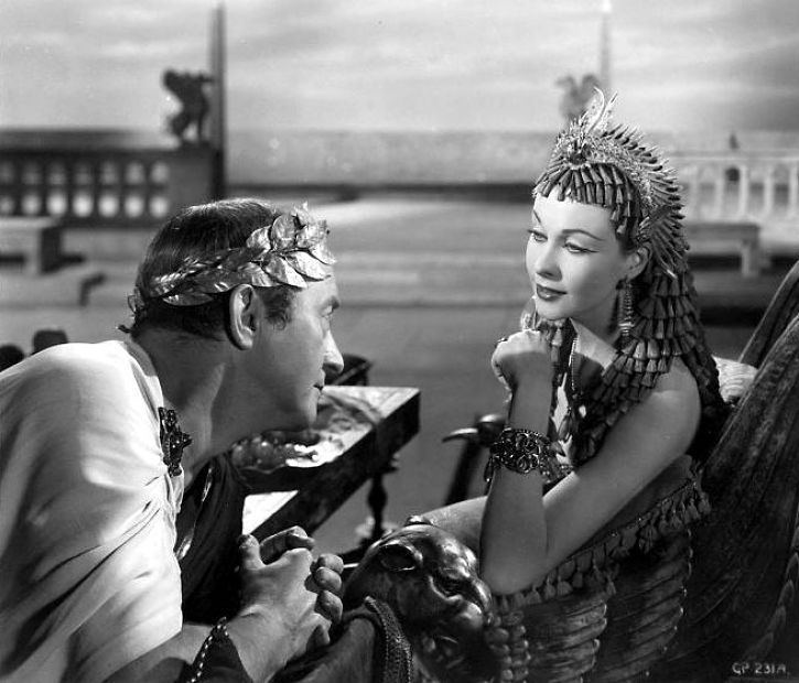 Caesar and Cleopatra (film) Cleopatra and julius caesar on Pinterest Cleopatra and marc