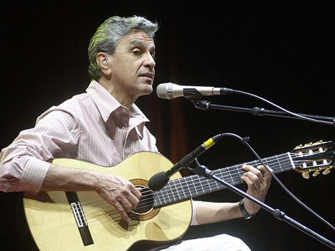 Caetano Veloso Caetano Veloso Wikipedia the free encyclopedia