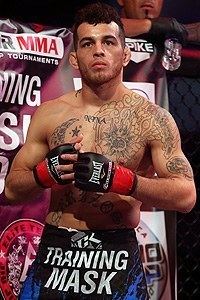 Cain Carrizosa Cain quotThe Insanequot Carrizosa MMA Stats Pictures News