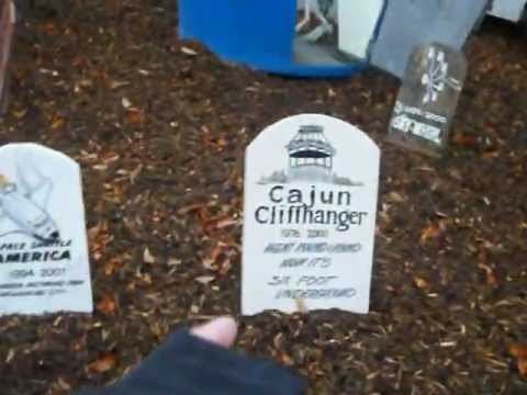 Cajun Cliffhanger Seven Saints Cemetery At Six Flags Great America Fright Fest YouTube