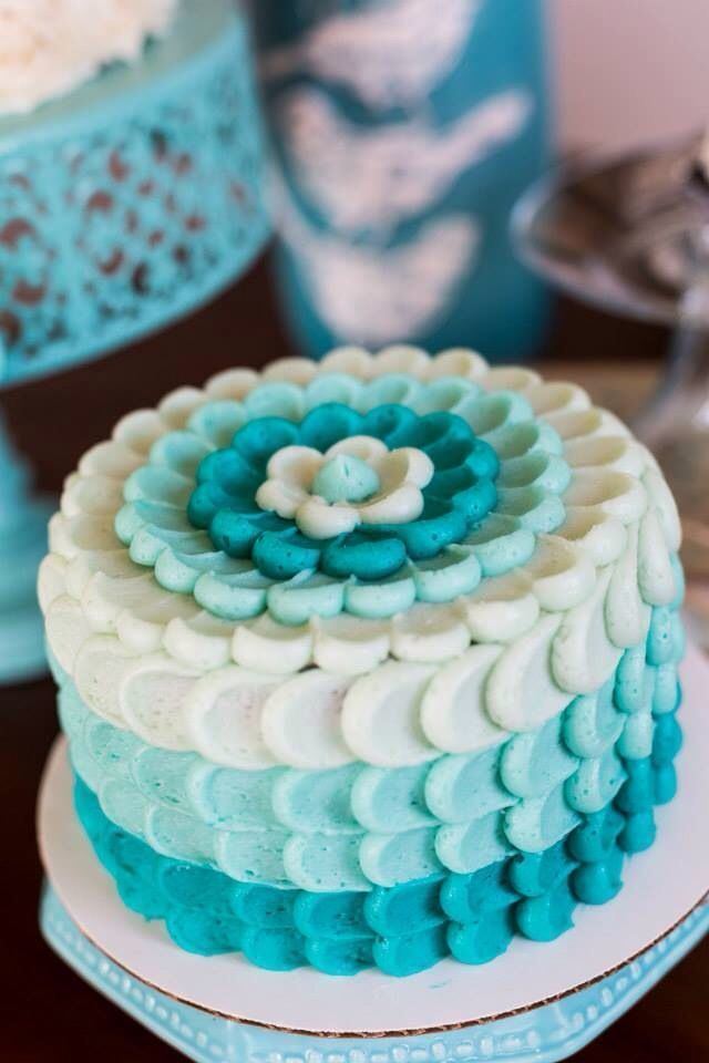 Cake decorating 1000 ideas about Simple Cake Decorating on Pinterest Simple cakes