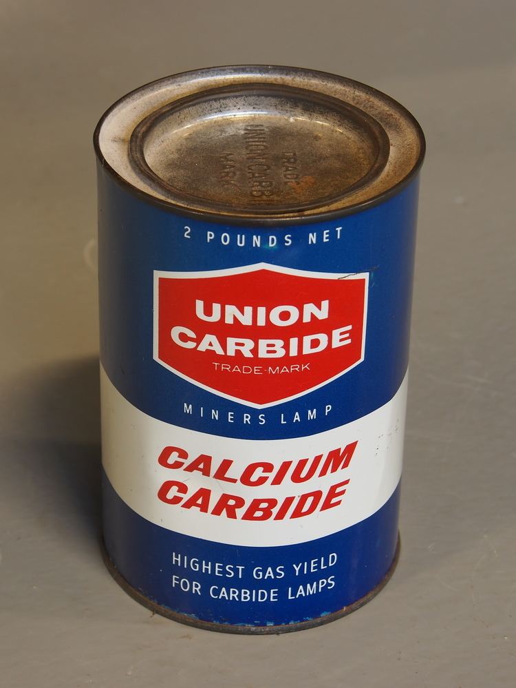 Calcium carbide FileUnion Carbide Calcium Carbide pic1JPG Wikimedia Commons