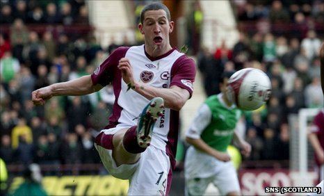 Calum Elliot BBC Sport Striker Calum Elliot next to agree Hearts exit