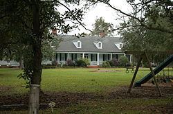 Calumet Plantation House httpsuploadwikimediaorgwikipediacommonsthu
