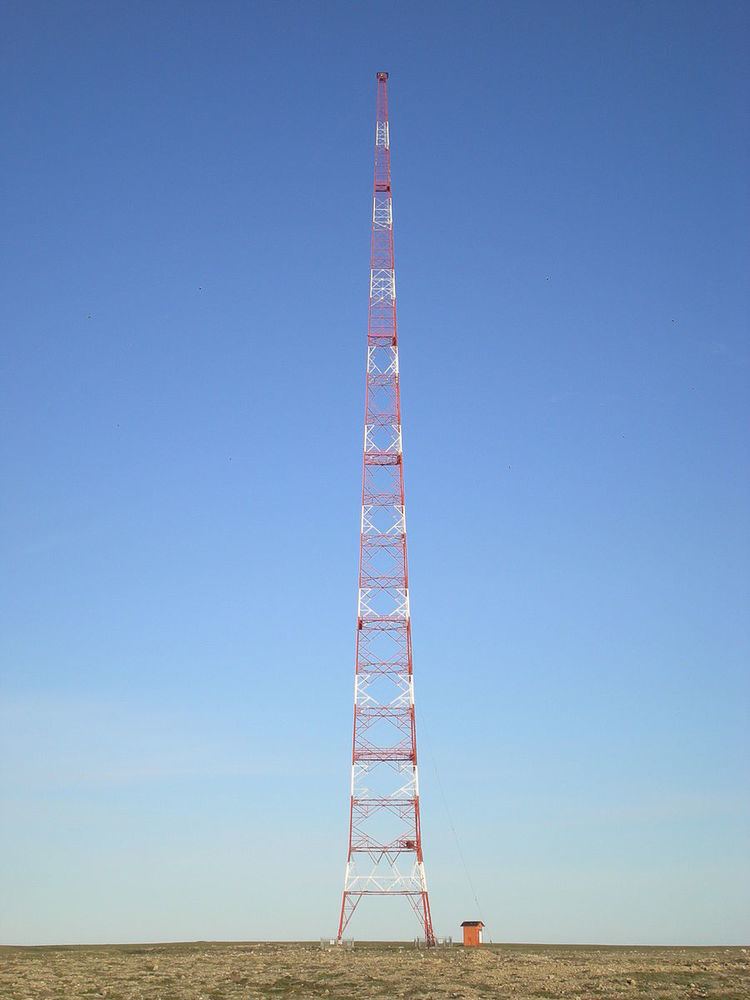 Cambridge Bay LORAN Tower