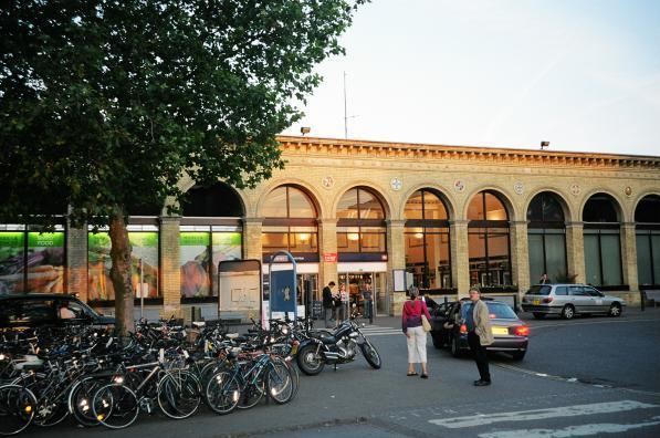Cambridge railway station
