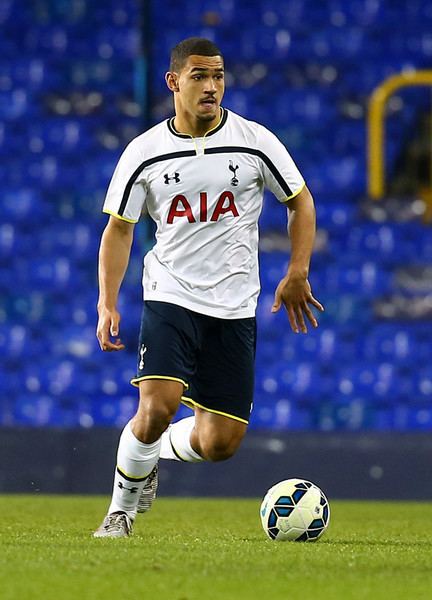 Cameron Carter-Vickers proxyphpimagehttpwww3pictureszimbiocomgiCameronCarterVickersTottenhamHotspurvW0IDsFT69S0ljpgamphashd98c7a88d4c86f26cdcbeb8d11b24f46