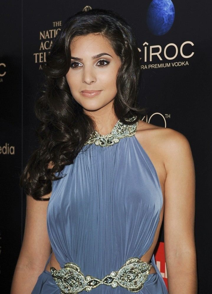 Camila Banus Camila Banus Picture 14 The 40th Annual Daytime Emmy