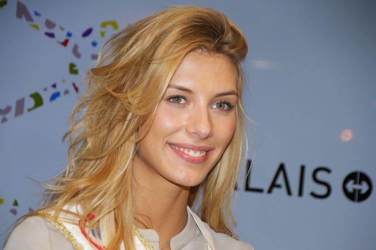 Camille Cerf Camille Cerf Une miss radieuse et nature au MIPIM 2015