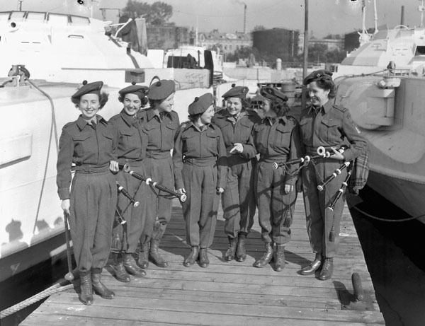 Canadian Women's Army Corps THE CANADIAN WOMEN39S ARMY CORPS