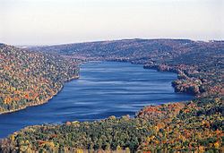 Canadice Lake httpsuploadwikimediaorgwikipediacommonsthu