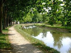 Canal de Berry httpsuploadwikimediaorgwikipediacommonsthu