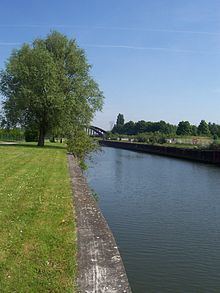 Canal de l'Escaut httpsuploadwikimediaorgwikipediacommonsthu